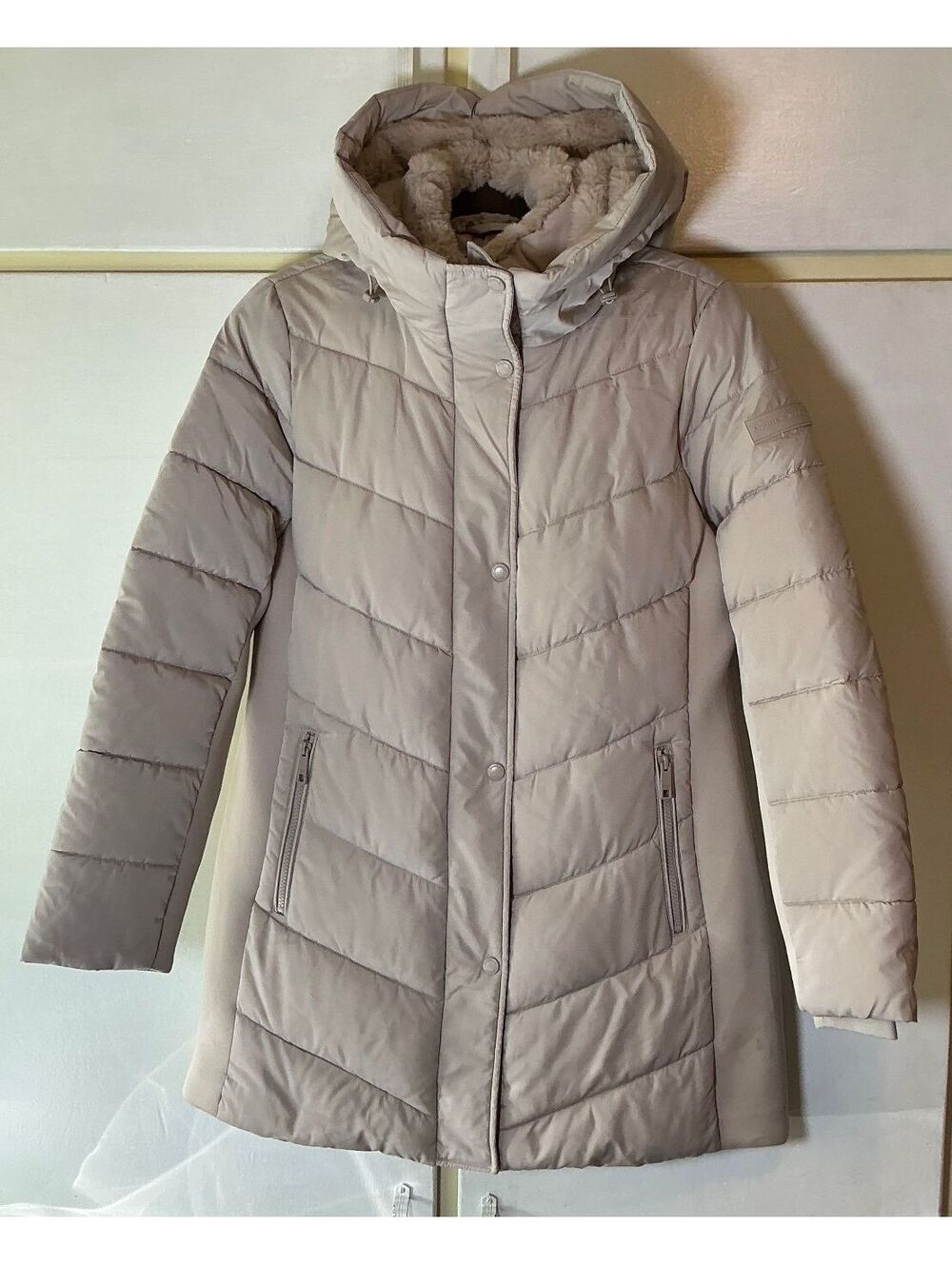 Andrew Marc Winter Coat Jacket Women's Size Small Cream Faux Fur Lined Hood Warm